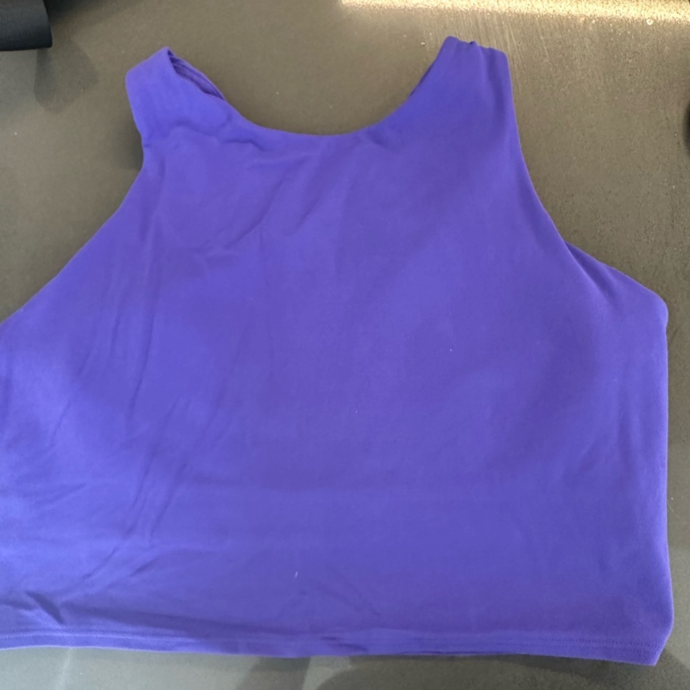 Athleta conscious crop d-dd size large
